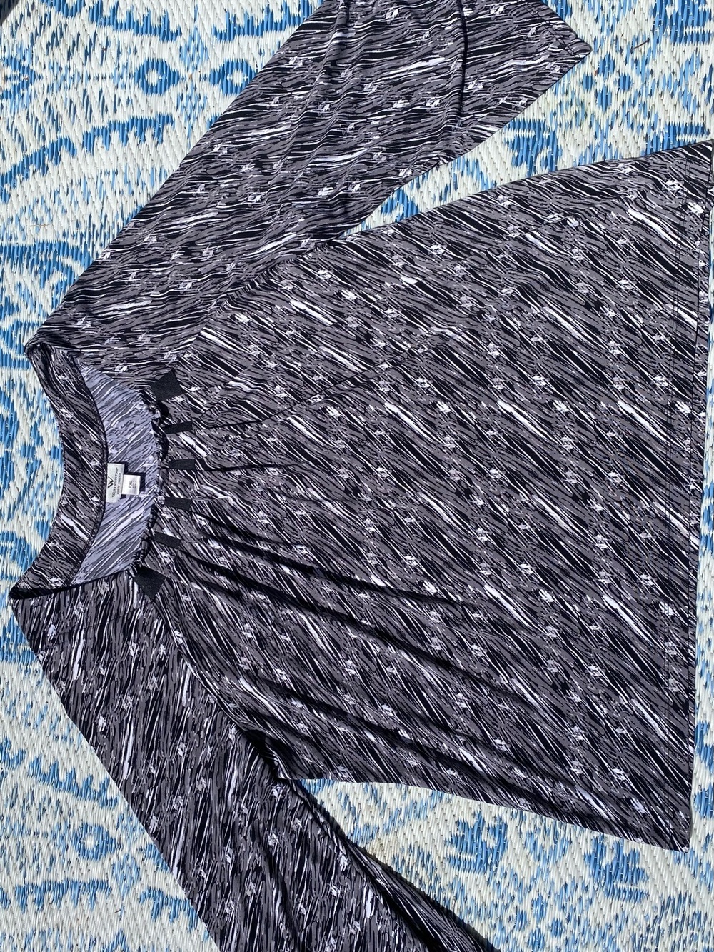 Worthington Black and White Marled Long-Sleeve Blouse